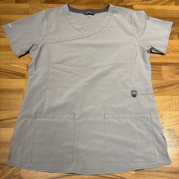 Carhartt Tops - Carhartt Women's Cross Flex Y-Neck Scrub Top Size Medium Grey